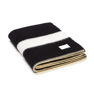 The Siempre Recycled Blanket