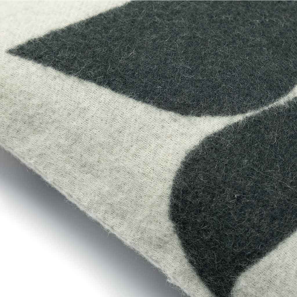 BERLIN THROW PILLOW 20"