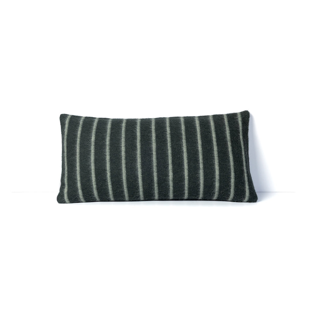 LEE HEIRLOOM THROW PILLOW 23" X 11"