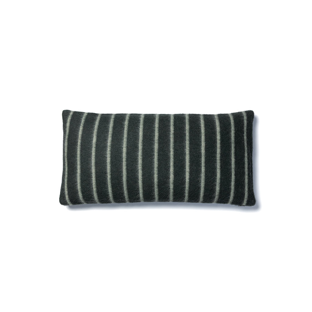 LEE HEIRLOOM THROW PILLOW 23" X 11"