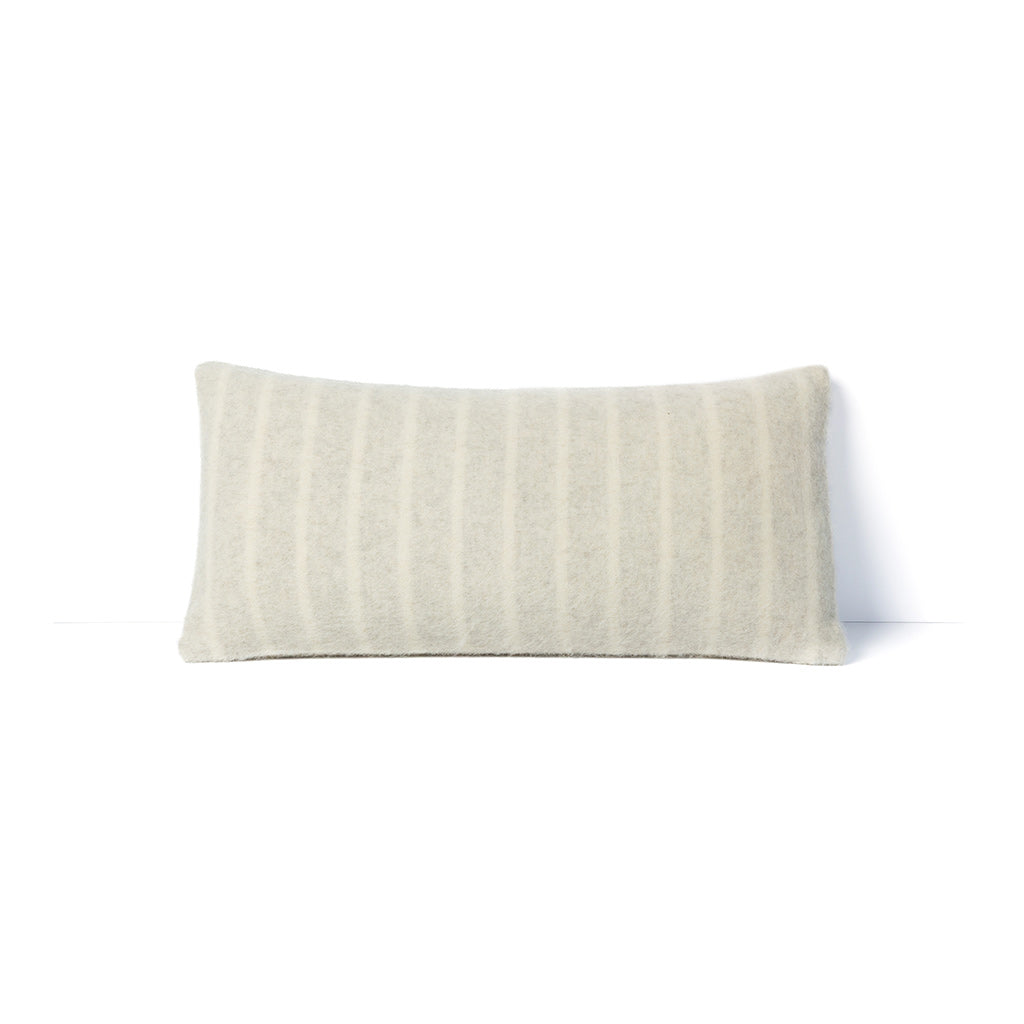 LEE HEIRLOOM THROW PILLOW 23" X 11". ZERO DYE
