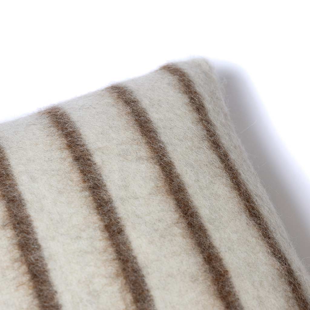 LEE HEIRLOOM THROW PILLOW 23". ZERO DYE