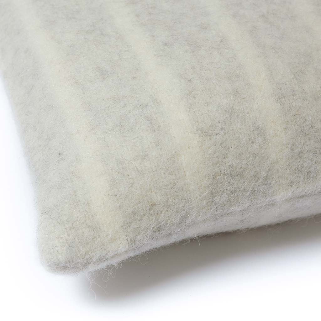 LEE HEIRLOOM THROW PILLOW 23" X 11". ZERO DYE