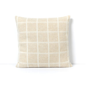 UMI HEIRLOOM THROW PILLOW 23"