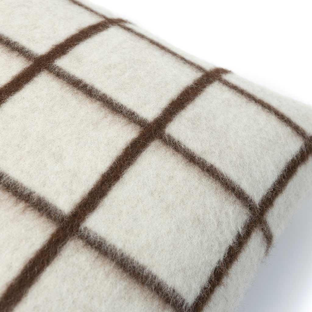 UMI HEIRLOOM THROW PILLOW 23". ZERO DYE