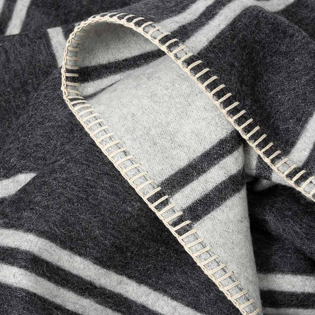 BLACKSAW reversible alpaca-wool throw - Neutrals