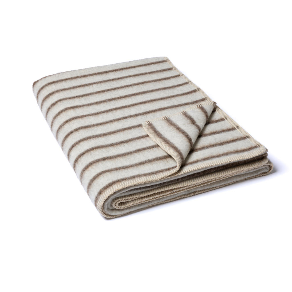 LEE HEIRLOOM BLANKET. ZERO DYE