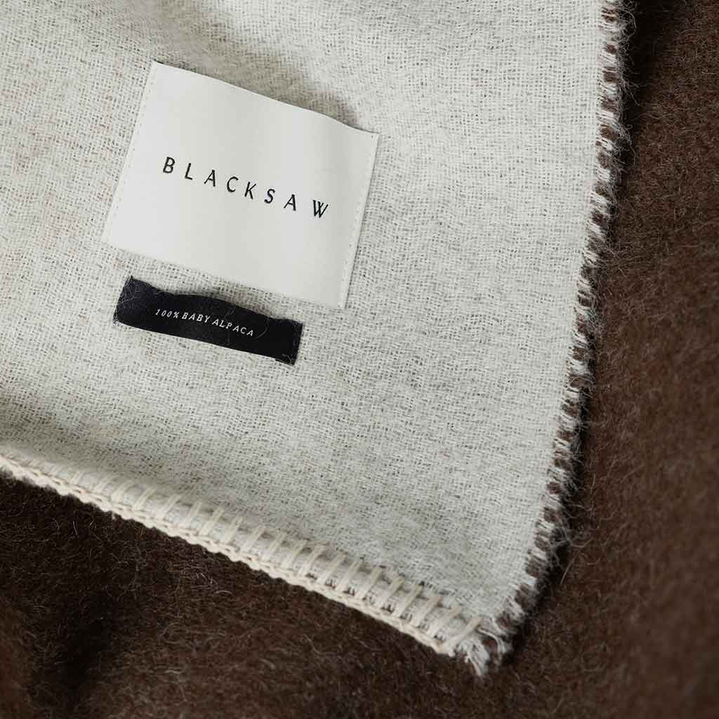 BERLIN REVERSIBLE THROW.  ZERO DYE