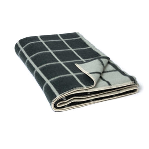UMI HEIRLOOM BLANKET