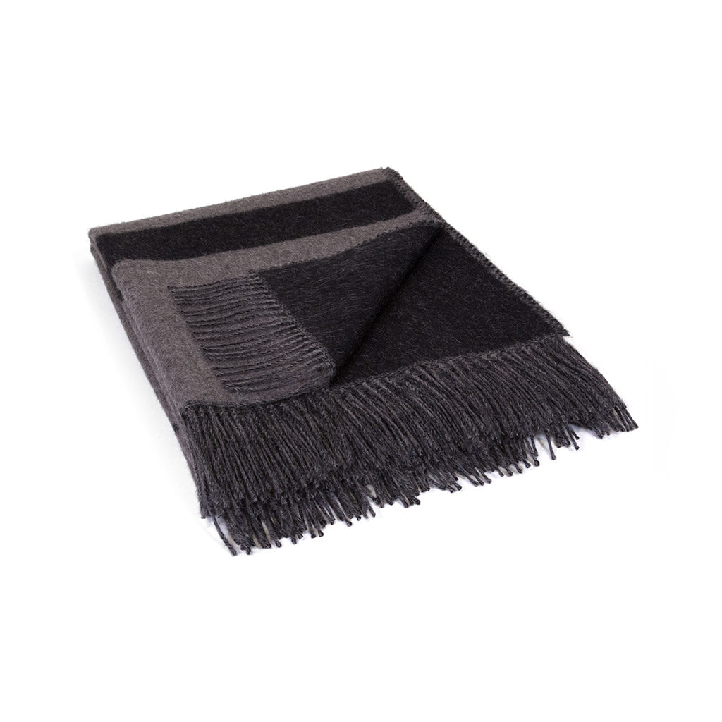 Rattlesnake Reversible Throw