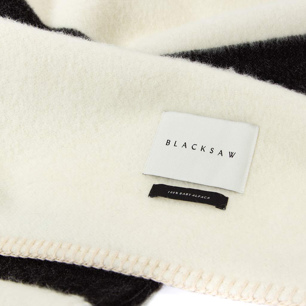 BABY WOOL BLANKET STOLE ブラック BABY WOOL BLANKET STOLE ブラック BABY WOOL BLANKET STOLE