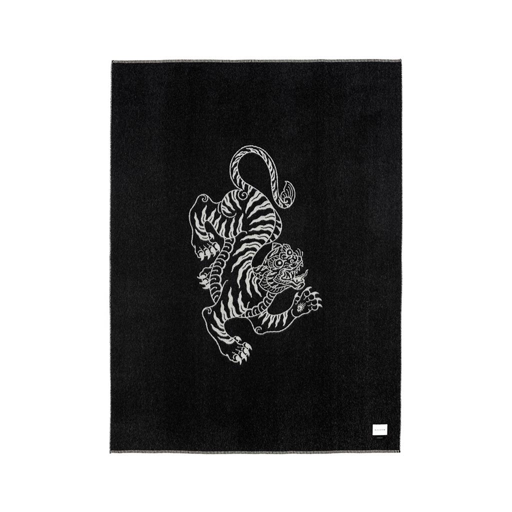 Voodoo Reversible Throw