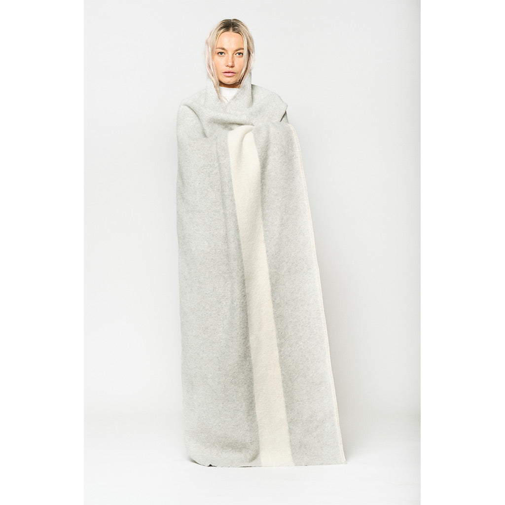 Blacksaw Siempre Recycled Alpaca Blanket in Light Heather